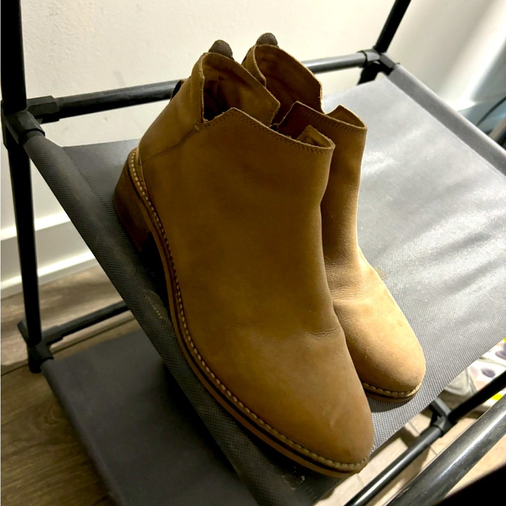 Steve Madden Boots